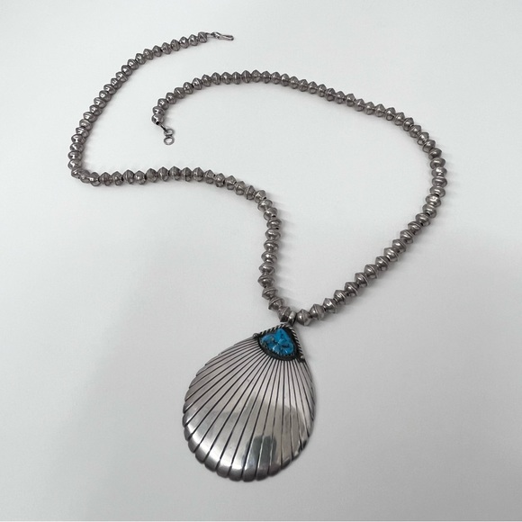 Vintage Navajo‎ WJ Musket Sterling Turquoise Necklace With Shell Design Pendant - Picture 1 of 8